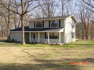 Two story house on three acres in Mineola, Texas